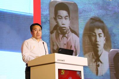 我院舉辦慕容慎行同志先進事跡報告會