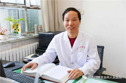 我院援疆骨干郭廷生幫助當地提高手術麻醉技術