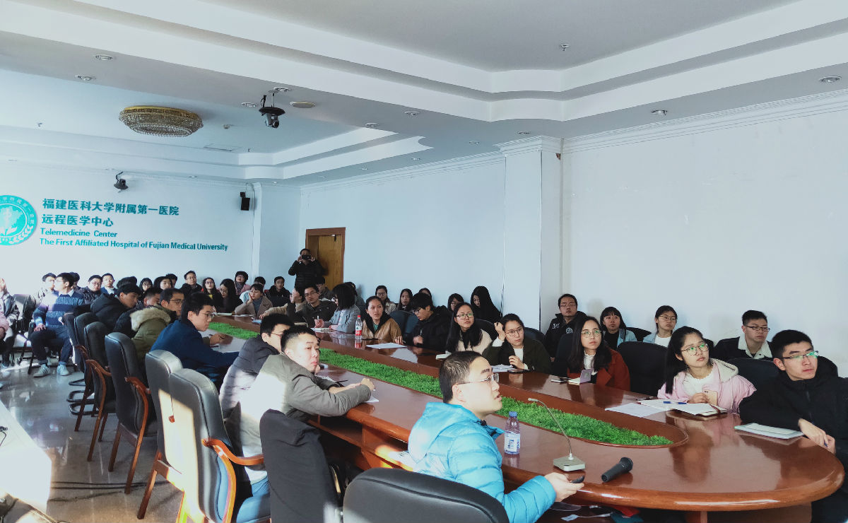 科研從“小”抓起 從“技術關”學起 ——第一臨床醫學院開展研究生實驗技術與規范培訓 科研從“小”抓起 從“技術關”學起 ——第一臨床醫學院開展研究生實驗技術與規范培訓