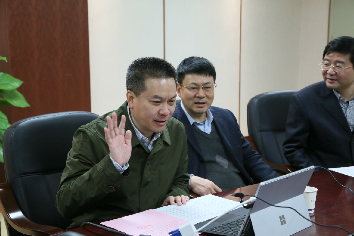 山高水遠復相逢  聚短情長暖人心 --院領導視頻慰問第15批援博茨瓦納醫療隊員