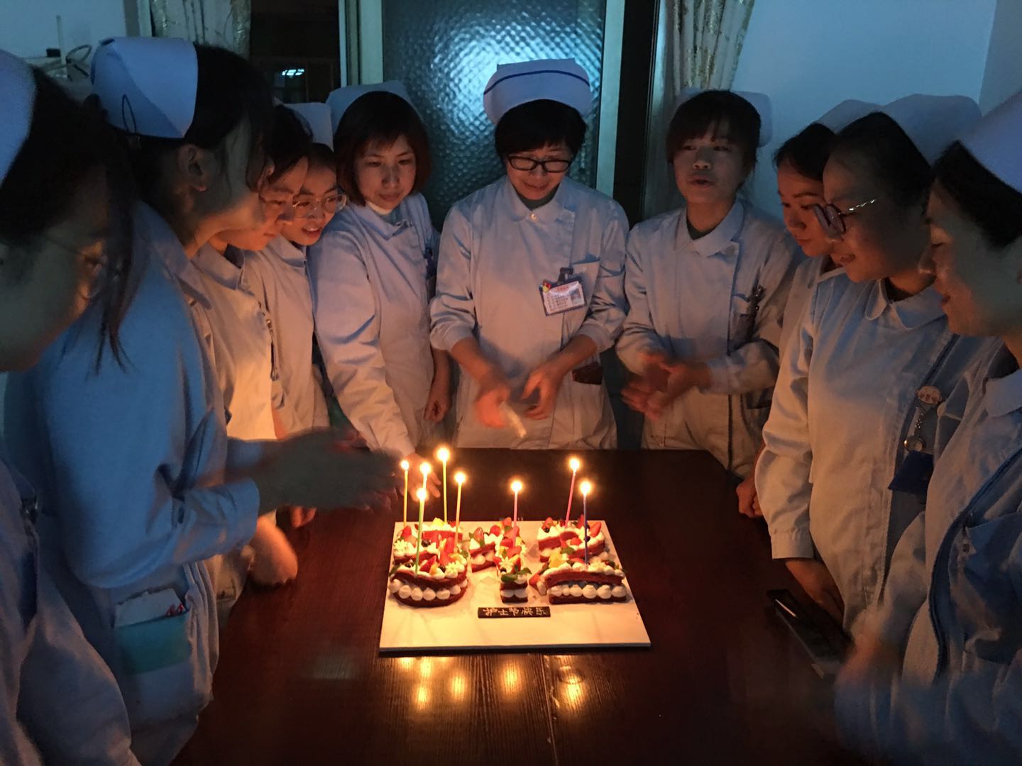 48區泌尿外科在學習中慶祝第108個護士節