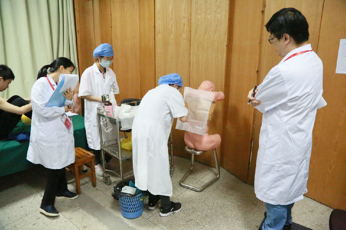 第一臨床醫學院舉辦第十六屆臨床知識技能競賽