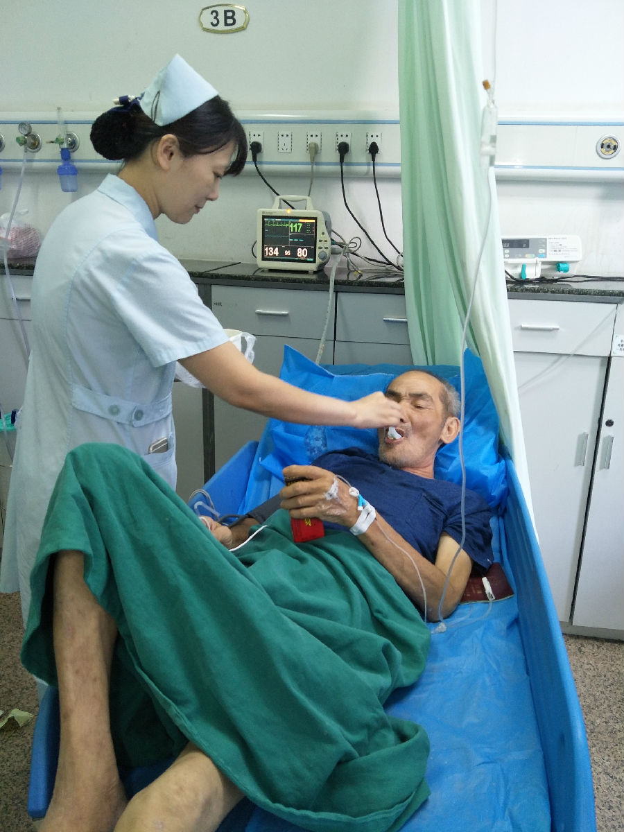 一家四口到福州旅游年輕媽媽突發大出血 一家四口到福州旅游年輕媽媽突發大出血