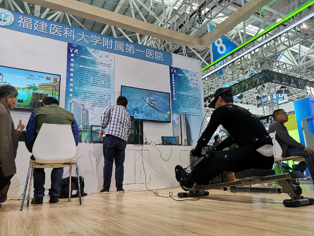 我院參加數字中國建設峰會  康德智院長接受央視采訪