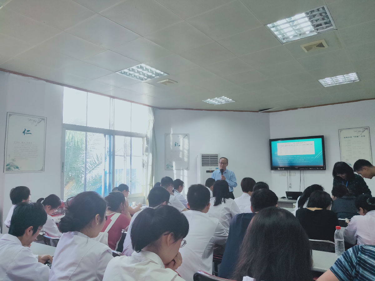 我院舉辦住院醫(yī)師規(guī)范化培訓醫(yī)教干事經(jīng)驗分享會