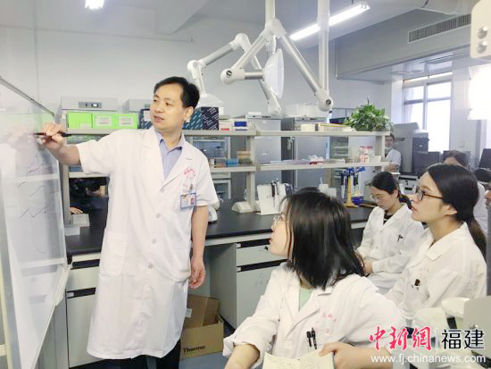 我院陳萬金教授和王檸教授團隊發(fā)現(xiàn) 遺傳性痙攣性截癱新亞型及新致病基因 我院陳萬金教授和王檸教授團隊發(fā)現(xiàn) 遺傳性痙攣性截癱新亞型及新致病基因