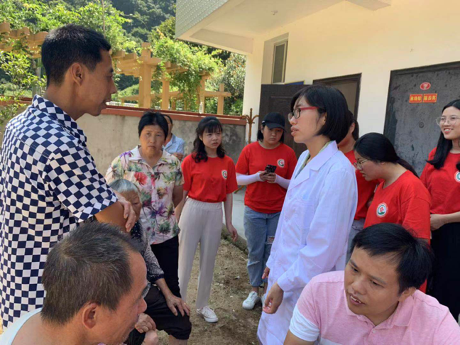 我院義診隊(duì)前往大田縣謝洋鄉(xiāng)敬老院開(kāi)展義診活動(dòng)