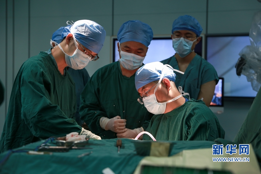 【媒體看附一】外科樓里的15個(gè)小時(shí)