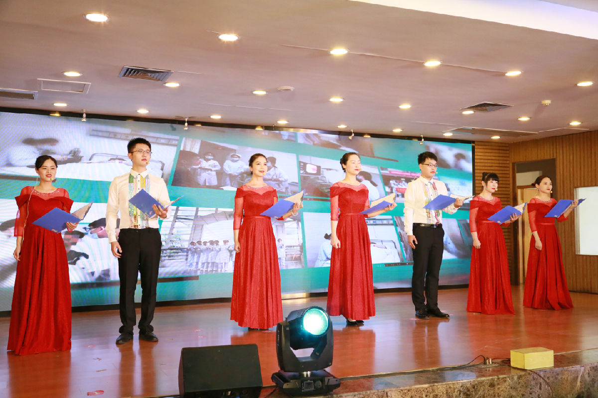 我院舉辦首屆文化節系列活動暨紀念建國70周年 “誦經典 育德行 我與祖國共成長”經典誦讀比賽