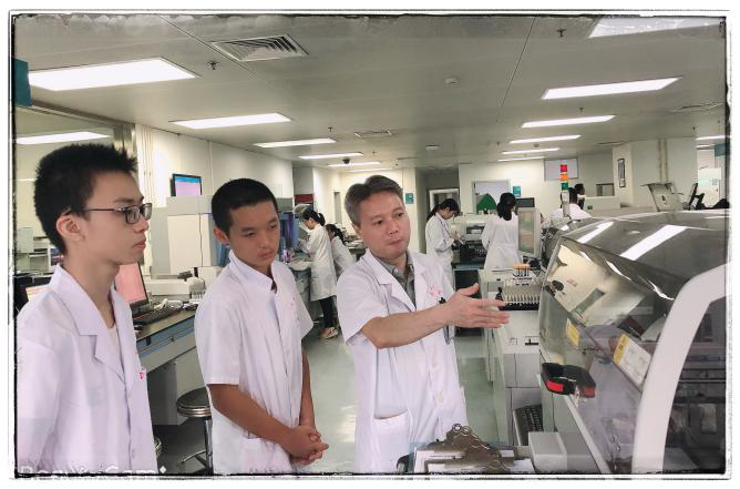 我院開展“2019年高中生暑期臨床醫學全程體驗”志愿活動 我院開展“2019年高中生暑期臨床醫學全程體驗”志愿活動