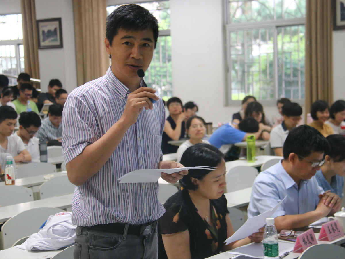 第一臨床醫學院舉辦青年教師講課比賽