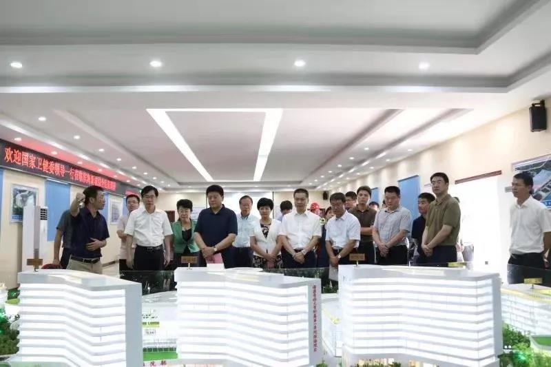 國(guó)家衛(wèi)健委副主任王賀勝考察調(diào)研福州濱海新城醫(yī)院