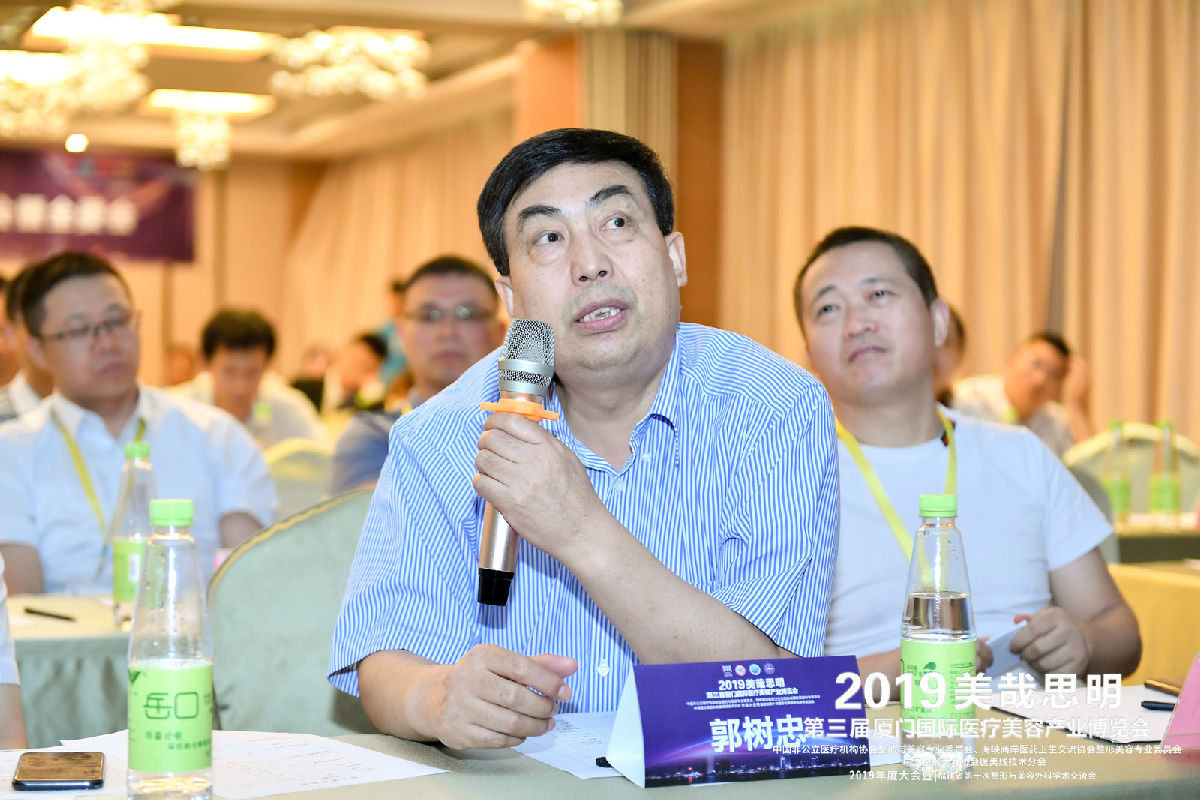 整形外科榮獲福建省第一屆整形外科青年醫(yī)師論壇基礎(chǔ)組和臨床組論文一、二、三等獎(jiǎng)