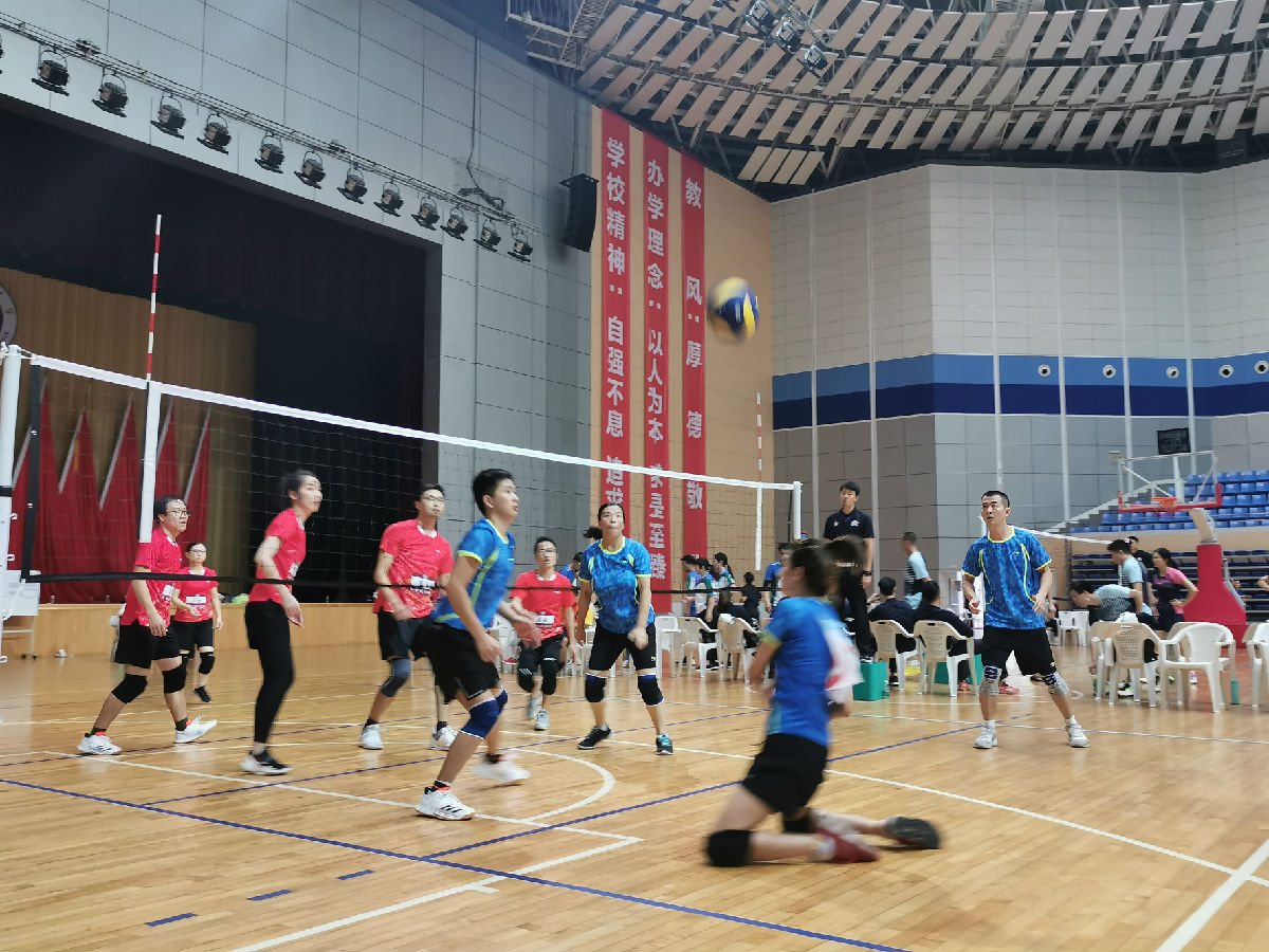 我院勇奪醫大第38屆運動會教職工氣排球比賽桂冠