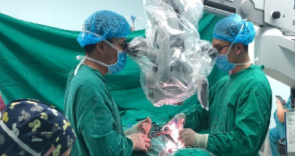 精準“制導”  我院援寧隊員鄭小斌協助當地醫院神經脊柱外科實施頸椎“椎弓根置釘”術成功救治頸椎骨折滑脫患者