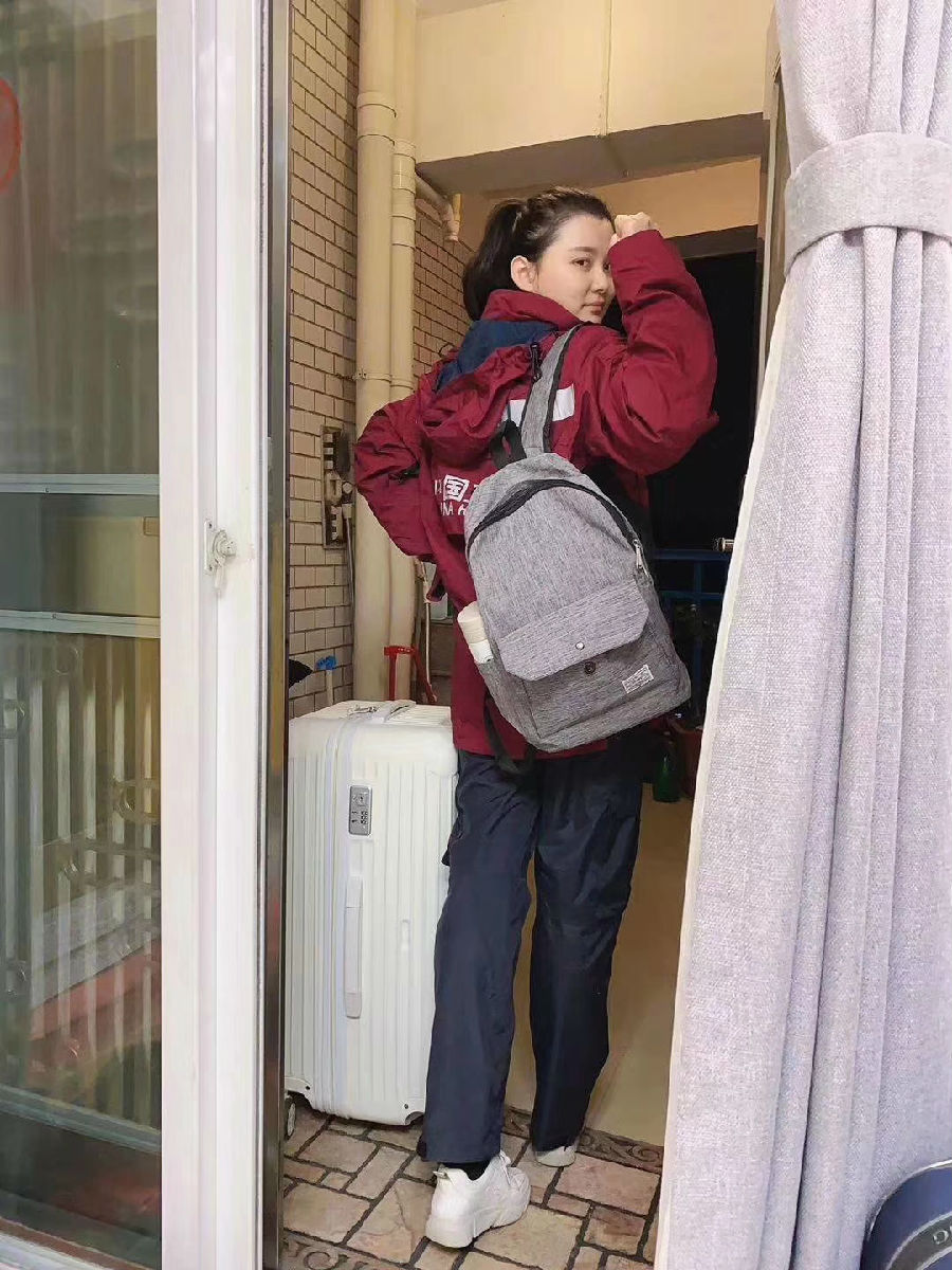 防疫攻堅顯初心 巾幗有愛勇擔當 —— 腫瘤內科39區送身邊的英雄出征