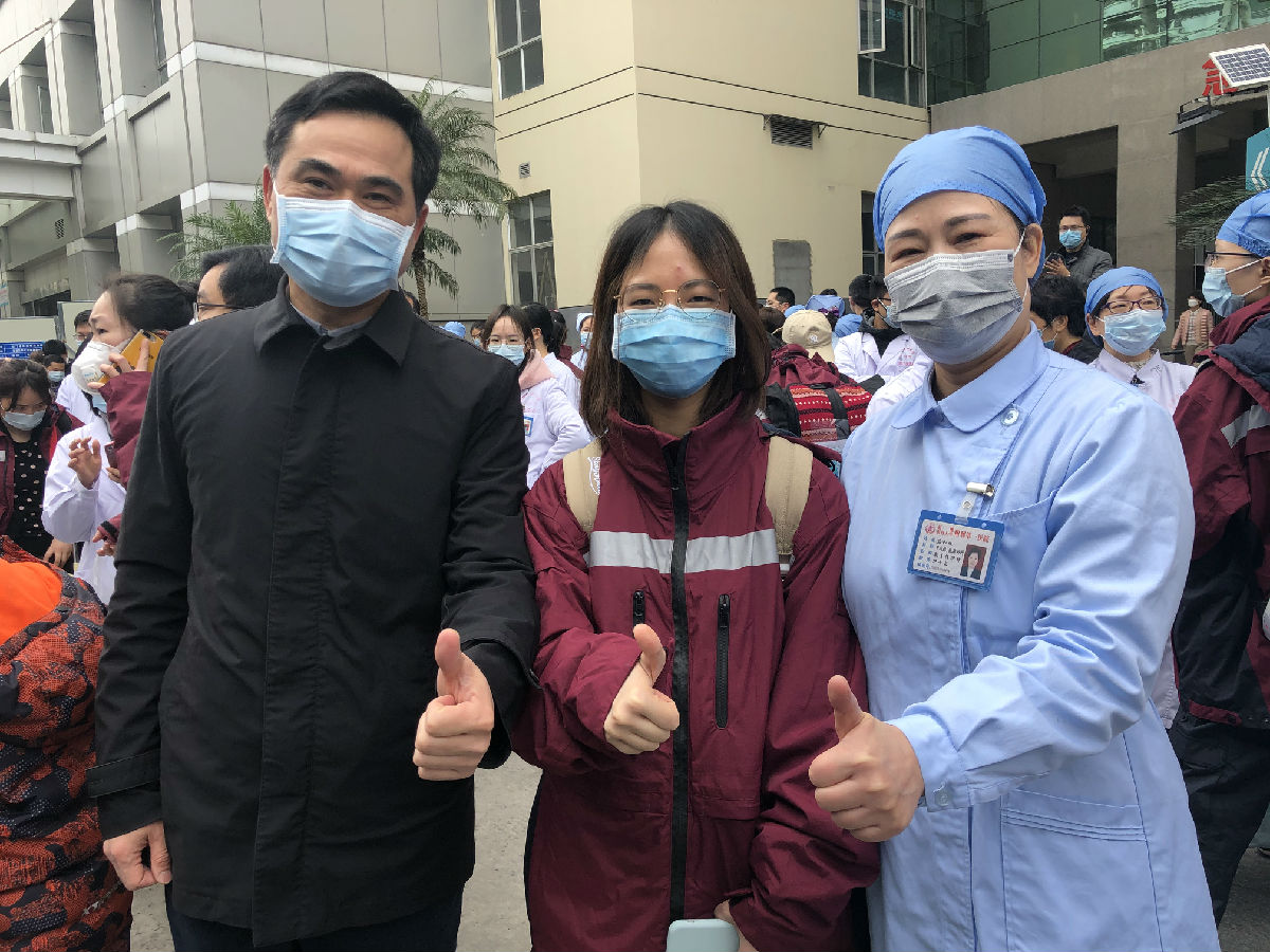 福建宜昌心連心 最美逆行共戰(zhàn)“疫”