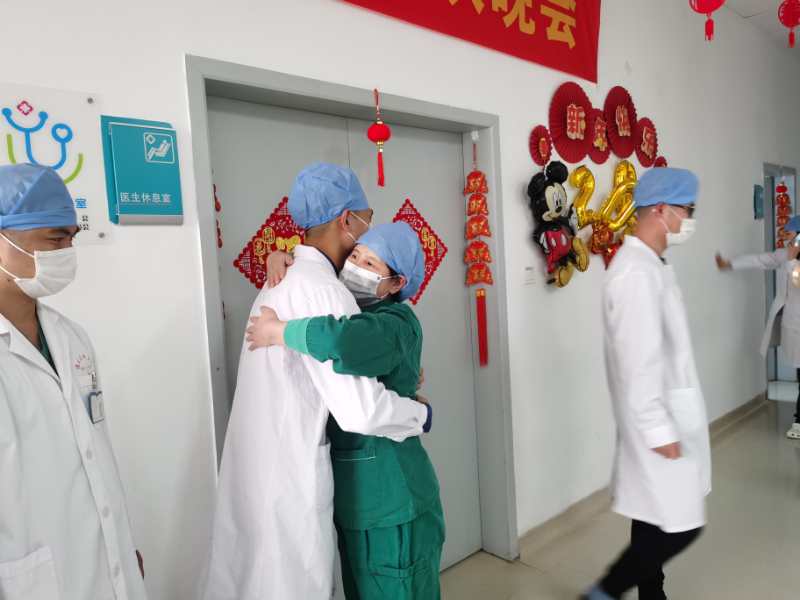 請戰(zhàn)疫區(qū)，我們手術(shù)室人義不容辭！