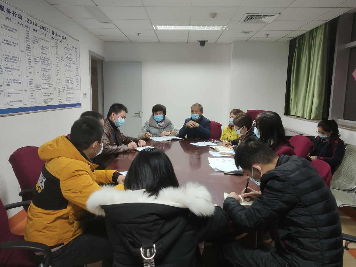 抓實抓細  齊抗“新冠” —— 加強護理員管理，落實疫情防控