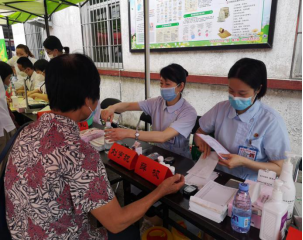 我院多個支部聯合開展衛生院義診活動