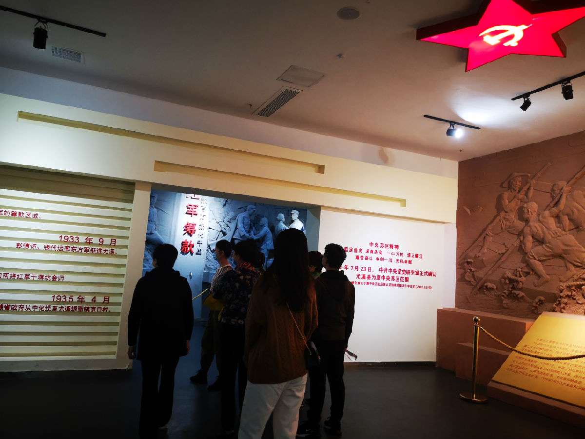 走進(jìn)美麗鄉(xiāng)村 重溫歷史文化 ——我院肝膽胰外科、疝外科黨支部開(kāi)展主題黨日活動(dòng) 走進(jìn)美麗鄉(xiāng)村 重溫歷史文化 ——我院肝膽胰外科、疝外科黨支部開(kāi)展主題黨日活動(dòng)