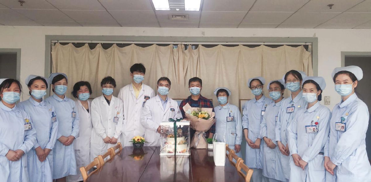 一面錦旗 見證醫患5年生命之約