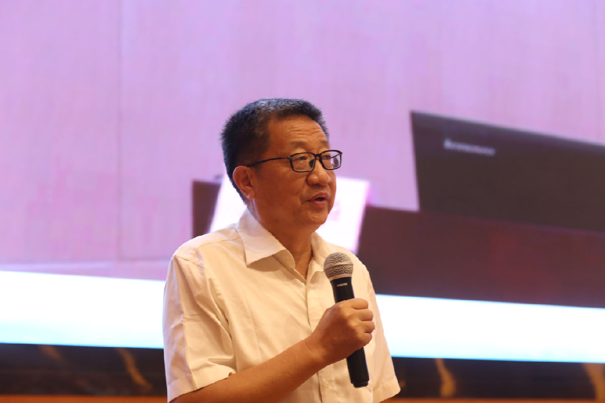 臨床病理診斷新進展學習班暨第八屆全國胸肺疾病病理診斷讀片交流會舉辦