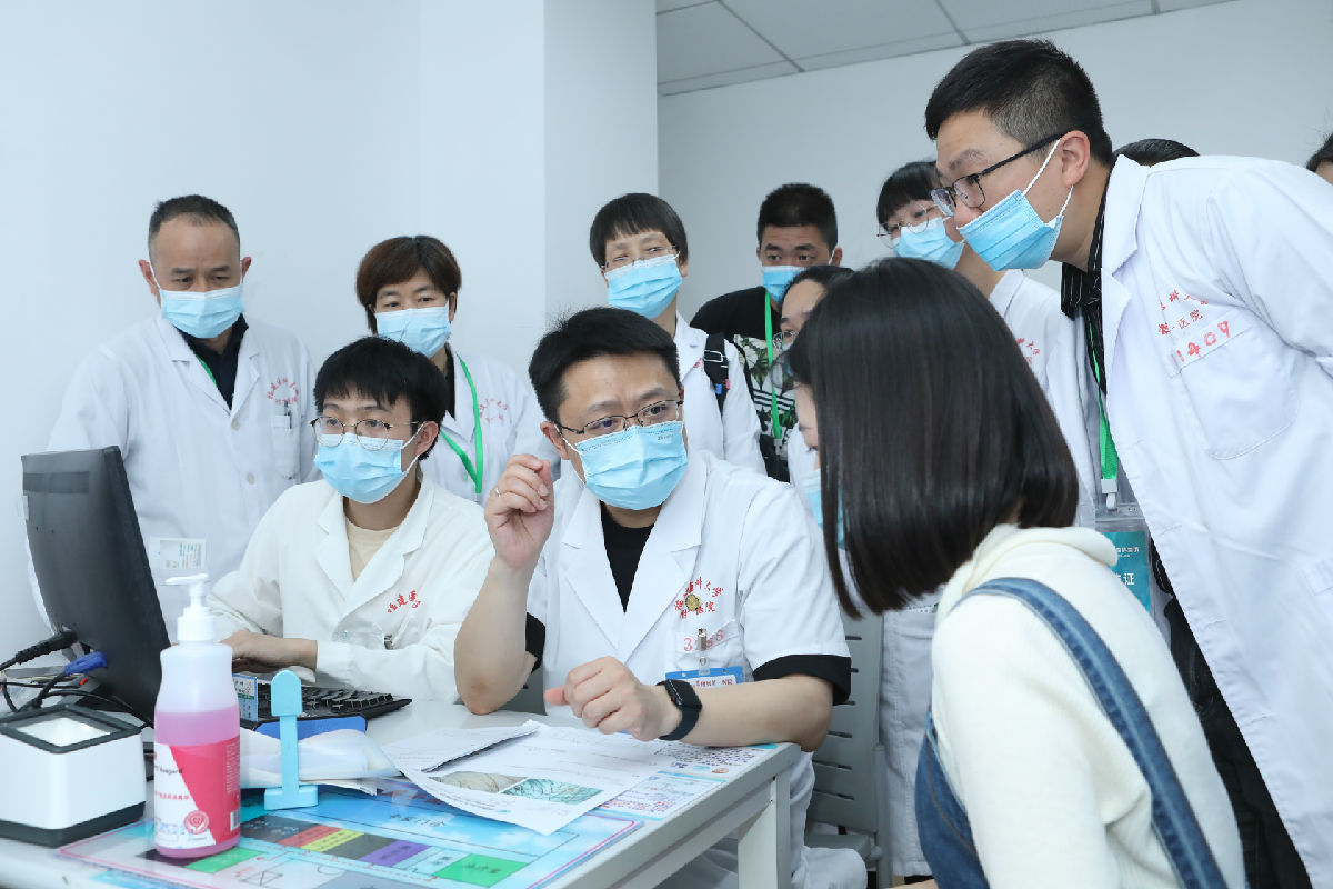 中國皮膚科專病臨床技能提升暨特應性皮炎專病規范化培訓項目-福建醫科大學附屬第一醫院工作站參訪交流活動舉辦