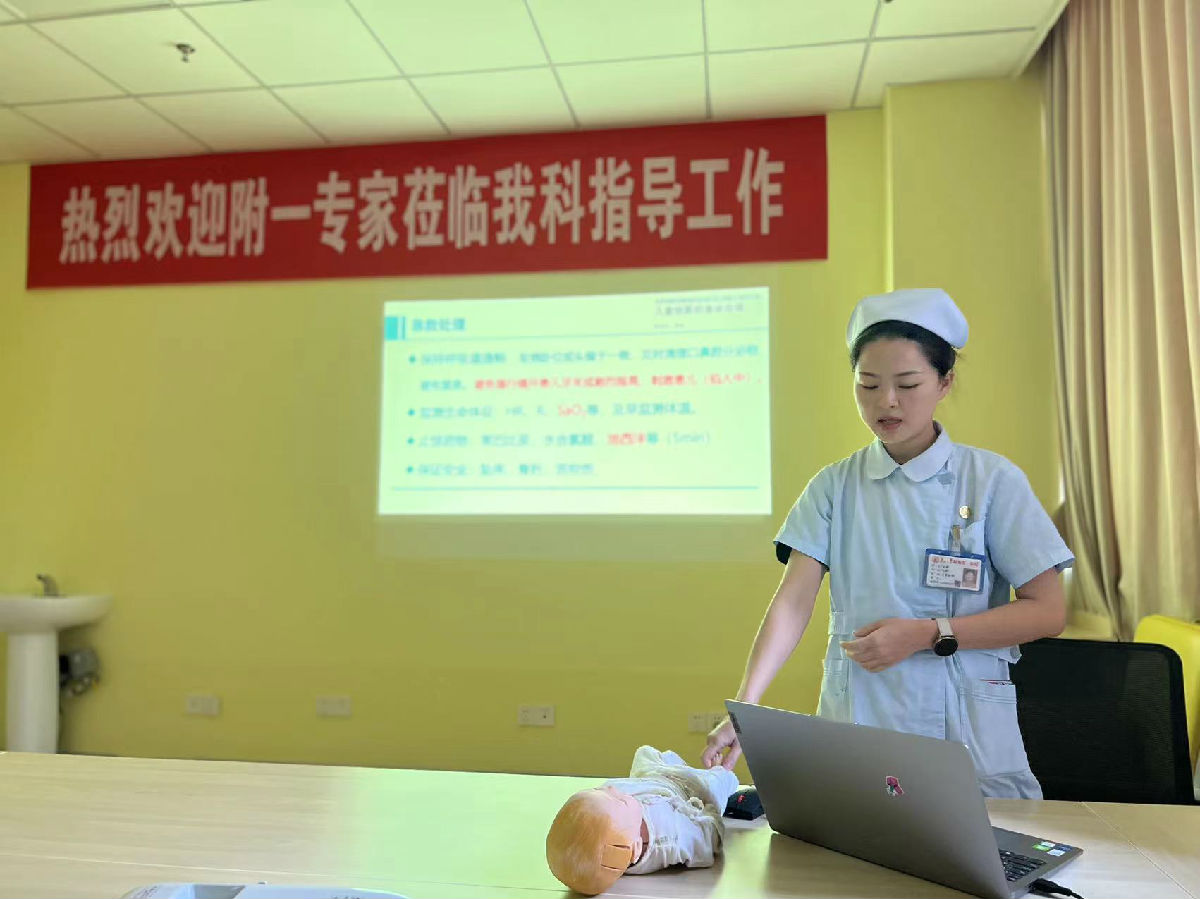 傳醫術，銘初心——我院兒科黨支部開展志愿服務八閩行