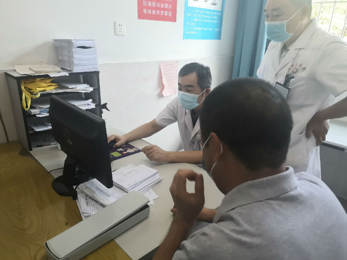 『附一黨建』初心銘記附一路，醫護聯動義診行