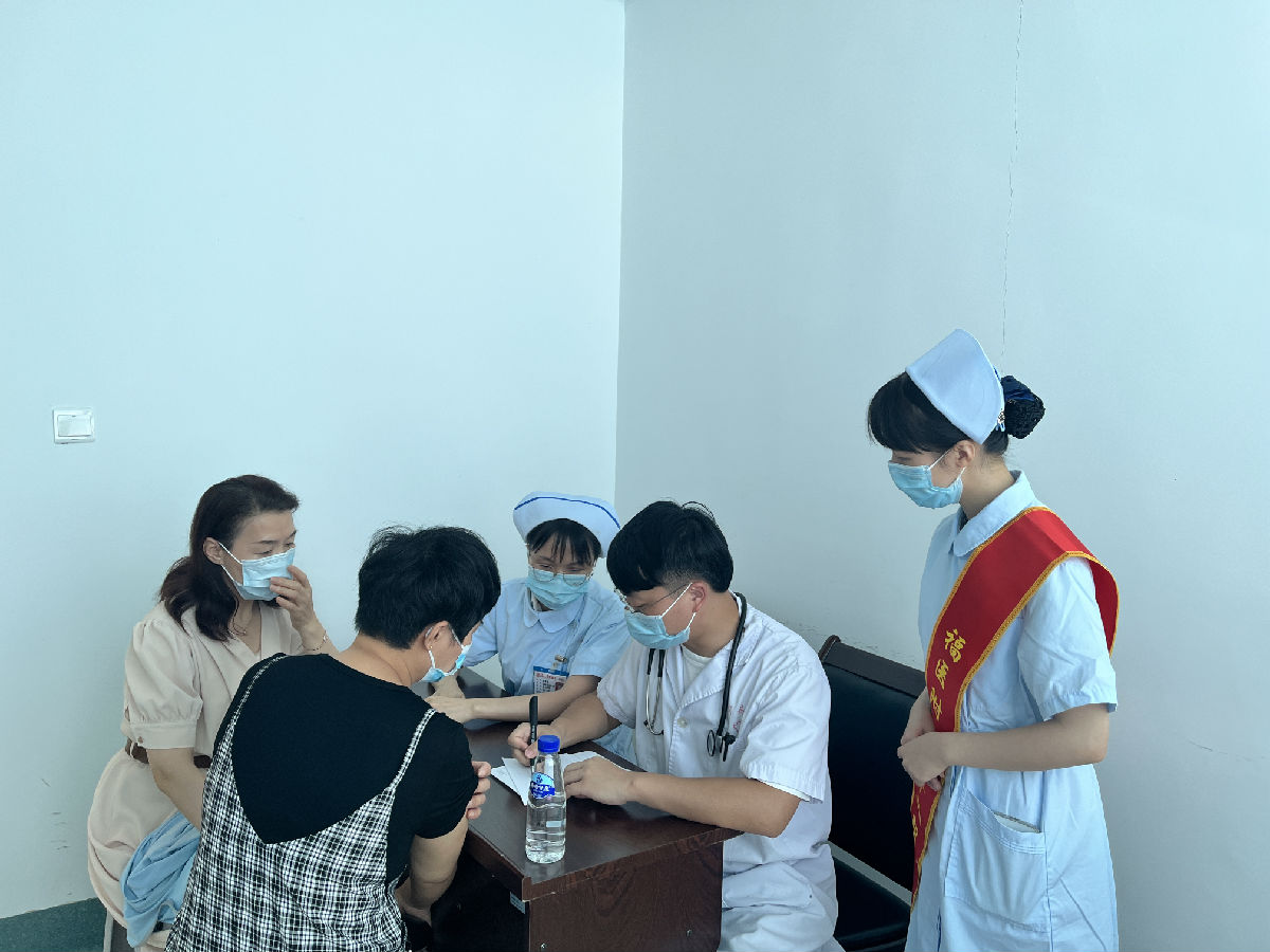 『附一黨建』我院風濕血液黨支部開展“重走附一路”暨黨員志愿服務八閩主題黨日活動