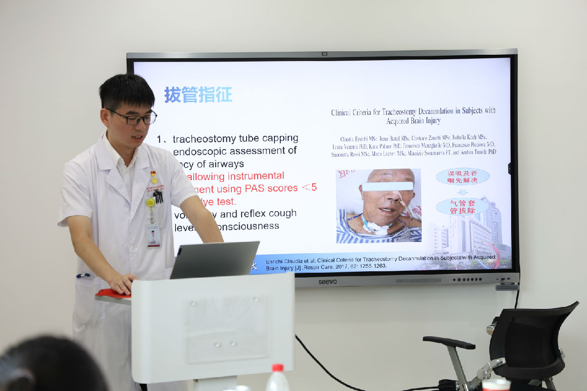 『附一黨建』不忘來時路 堅守附一心——康復(fù)高壓氧黨支部開展“重走附一路”暨黨員志愿服務(wù)八閩行活動