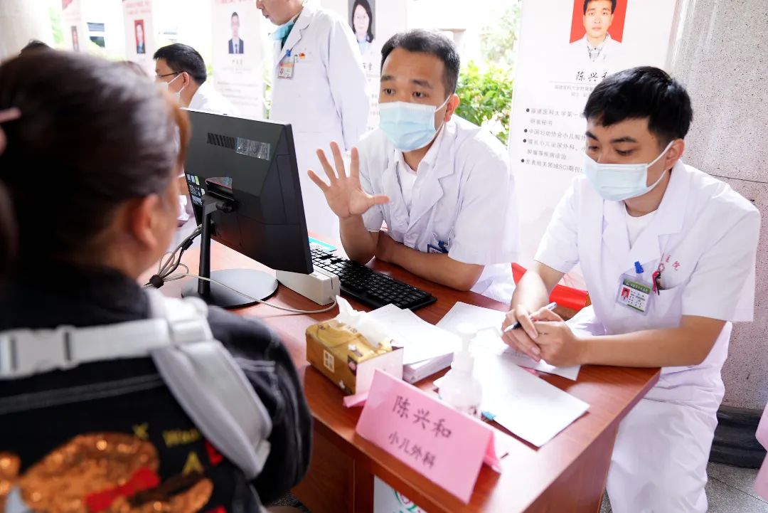 國家區域醫療中心醫院管理聯盟再添新成員！我院專家團隊赴龍巖長汀開展系列幫扶活動