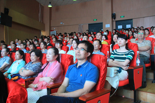 【慕容慎行同志先進(jìn)事跡巡講系列-寧德站】中國生命關(guān)懷協(xié)會(huì)醫(yī)院人文建設(shè)委員會(huì)官方網(wǎng)站‖閩東醫(yī)院:選派36名醫(yī)務(wù)人員參加慕容慎行同志先進(jìn)事跡報(bào)告會(huì) 【慕容慎行同志先進(jìn)事跡巡講系列-寧德站】中國生命關(guān)懷協(xié)會(huì)醫(yī)院人文建設(shè)委員會(huì)官方網(wǎng)站‖閩東醫(yī)院:選派36名醫(yī)務(wù)人員參加慕容慎行同志先進(jìn)事跡報(bào)告會(huì)