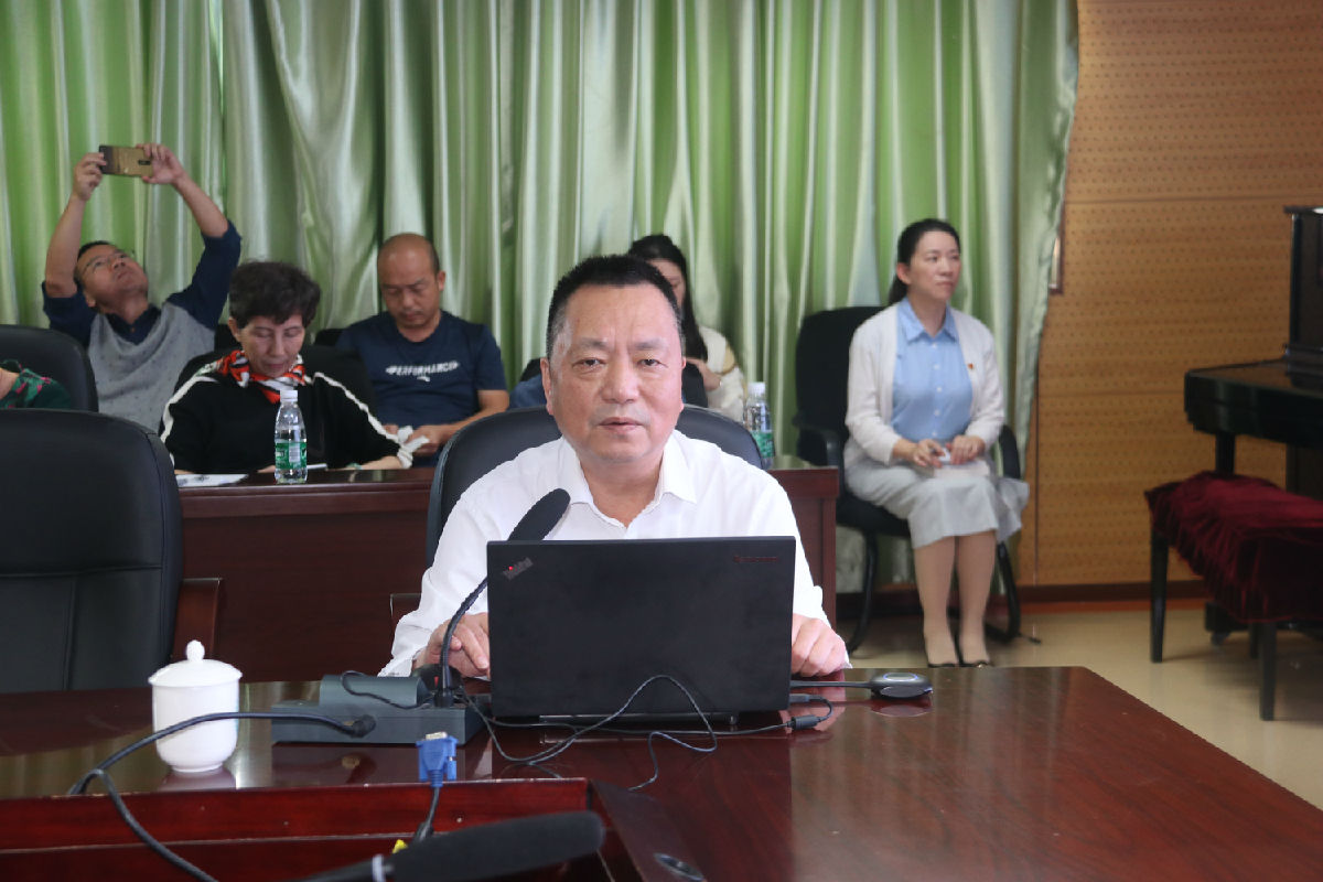 弘揚長征精神  踐行初心使命 ——我院黨委書記林章雅為醫(yī)聯(lián)體全體中層干部上主題教育黨課