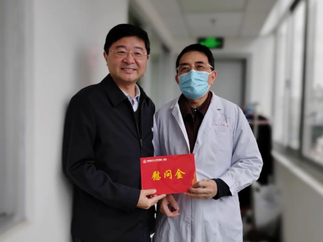 『附一溫度』新春新歲送祝福！院領導班子慰問我院勞模代表