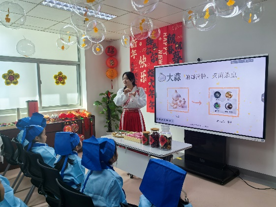 我院中醫科胸外科聯合舉辦“元宵妙趣研學挑戰營”活動